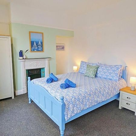Vila Seaside Escapes - With Relaxing Hot Tub! Scarborough Exteriér fotografie