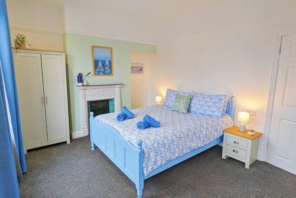 Vila Seaside Escapes - With Relaxing Hot Tub! Scarborough Exteriér fotografie
